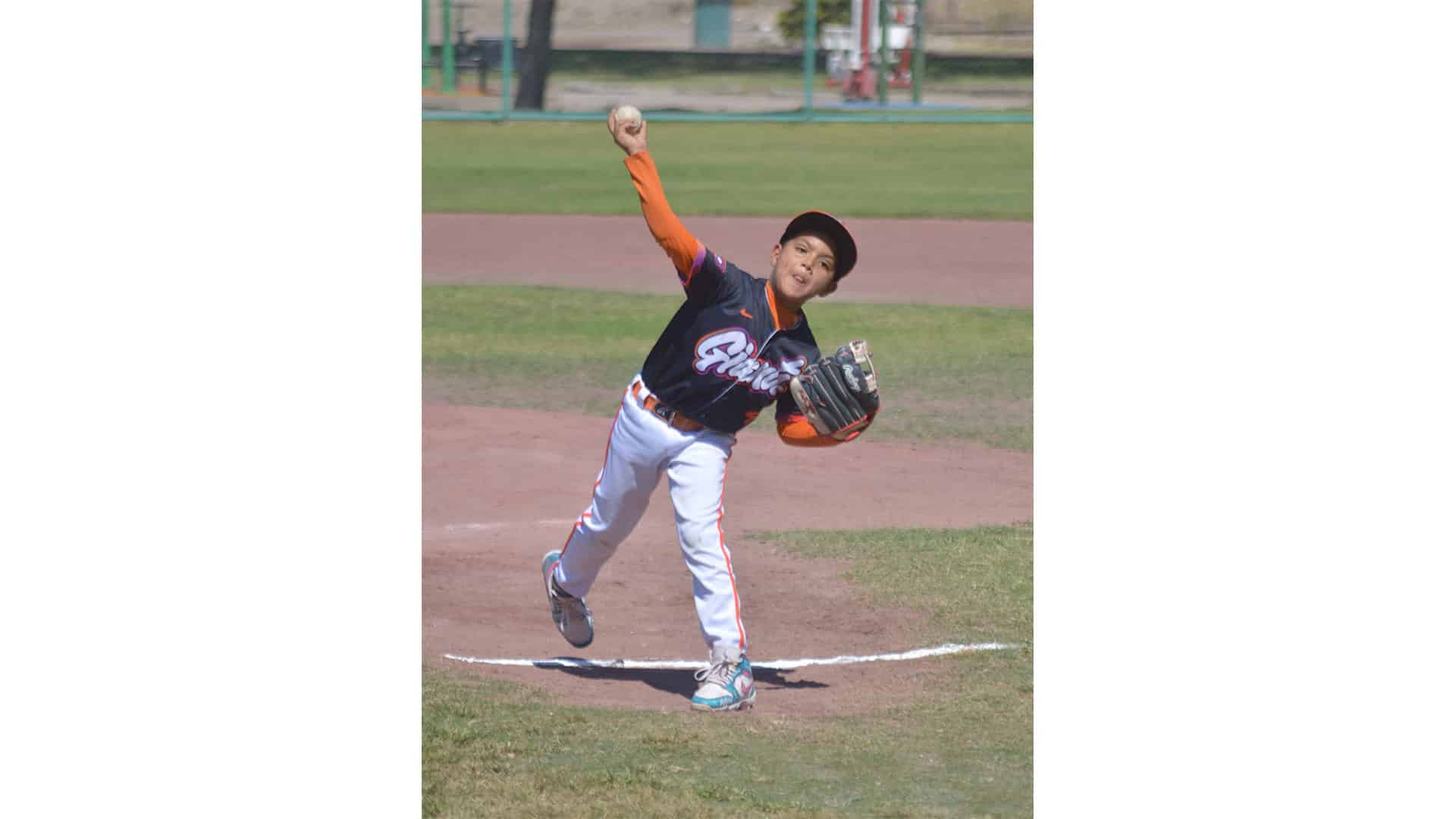 Asaf Sandoval y Joshua Ram&iacute;rez gu&iacute;an a Gigantes a victoria en Xochipilli