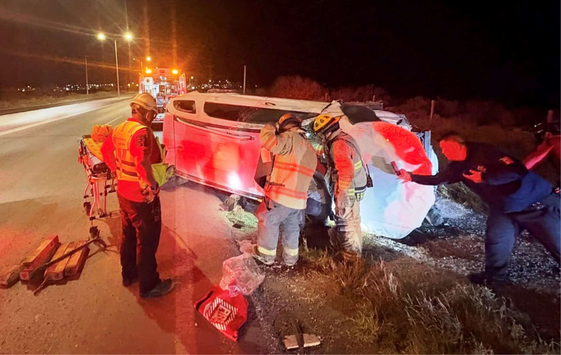 Volcadura en Ramos Arizpe deja a Jos&eacute; Salas lesionado