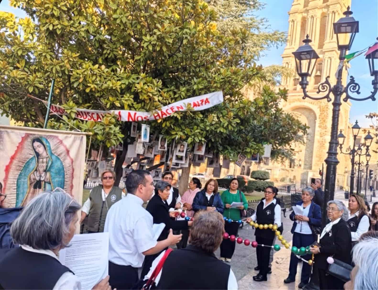 Di&oacute;cesis de Saltillo organiza emotivo rosario por desaparecidos