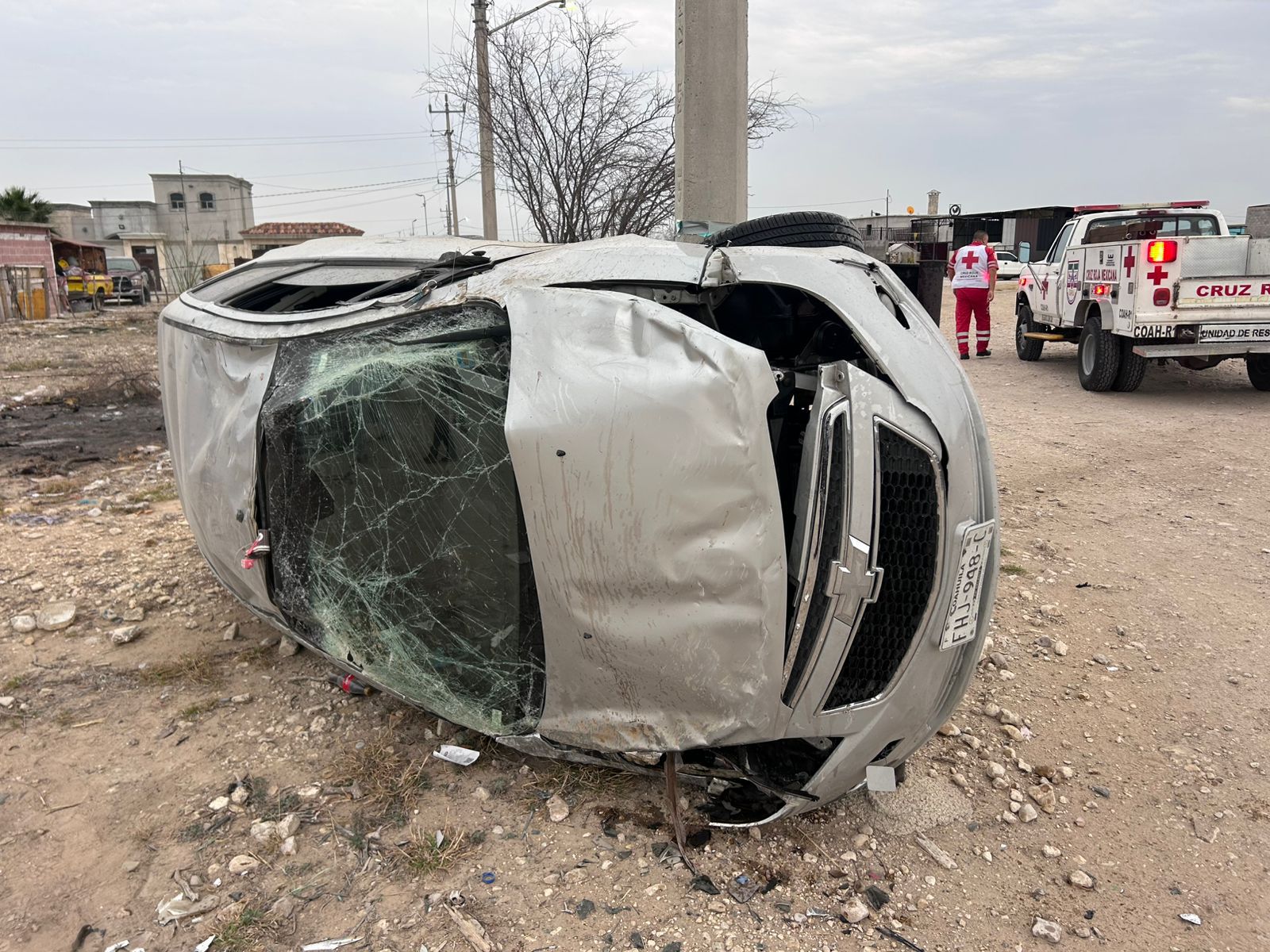 Tr&aacute;gica volcadura cobra la vida de joven de 19 a&ntilde;os en Ciudad Acu&ntilde;a
