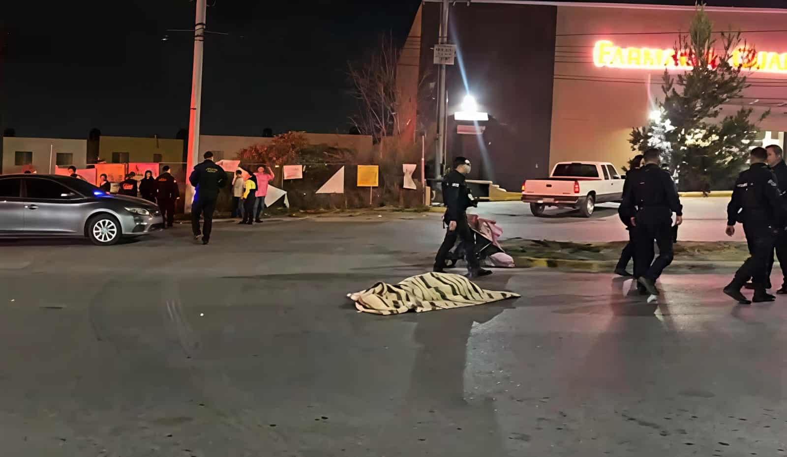 Ubican unidad que atropell&oacute; de manera fatal a una mujer en Saltillo; ch&oacute;fer se di&oacute; a la fuga