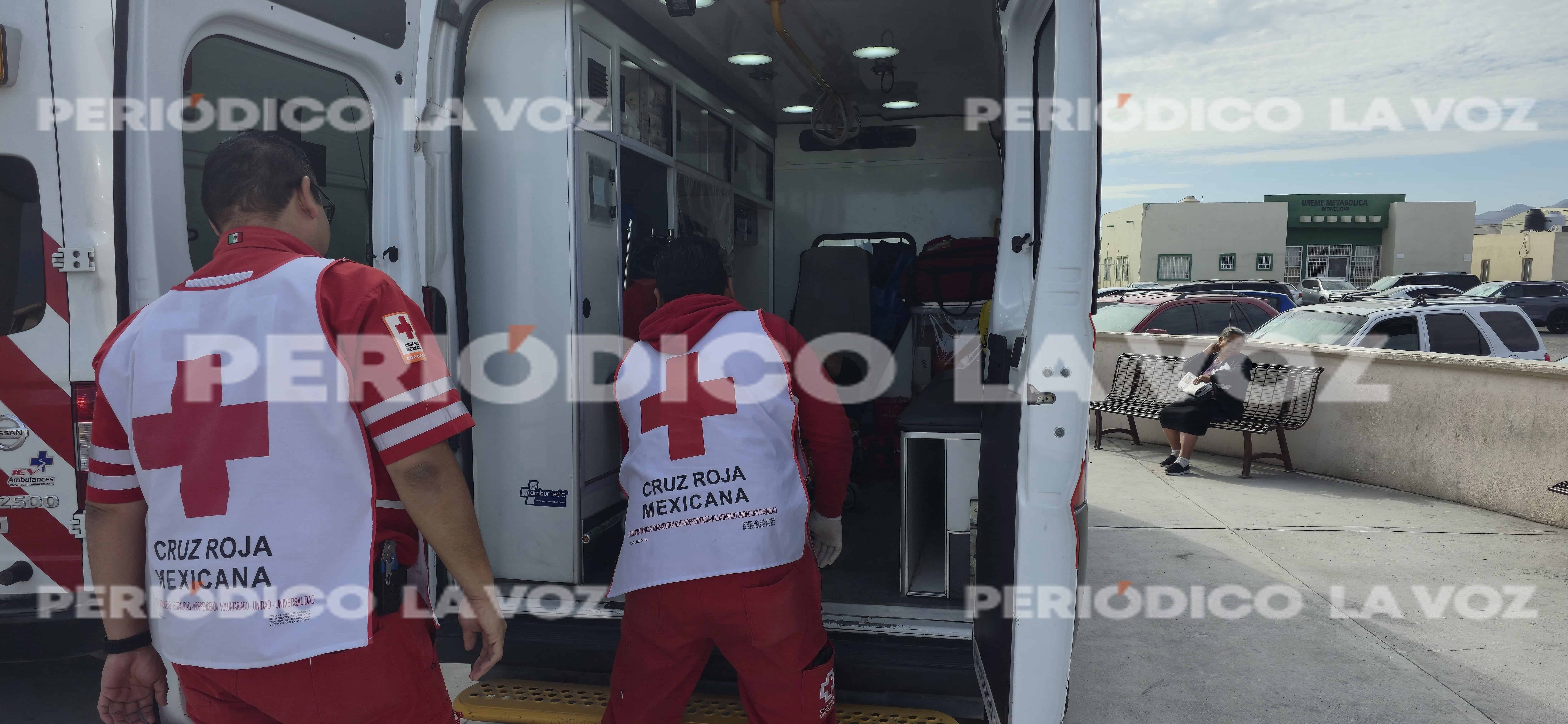 Joven motociclista resulta lesionado en Monclova: conductor se da a la fuga