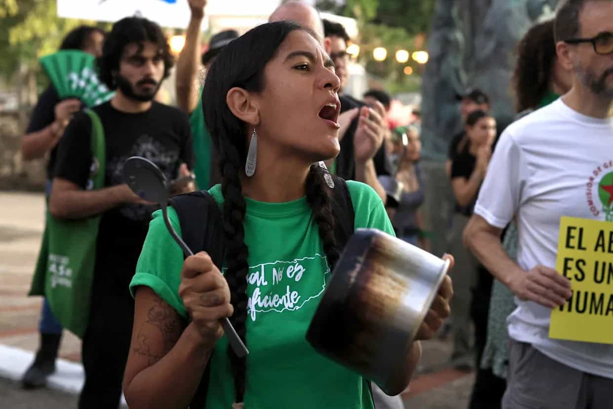 Asamblea Legislativa de Puerto Rico aprueba reforma al C&oacute;digo Penal: aborto como asesinato