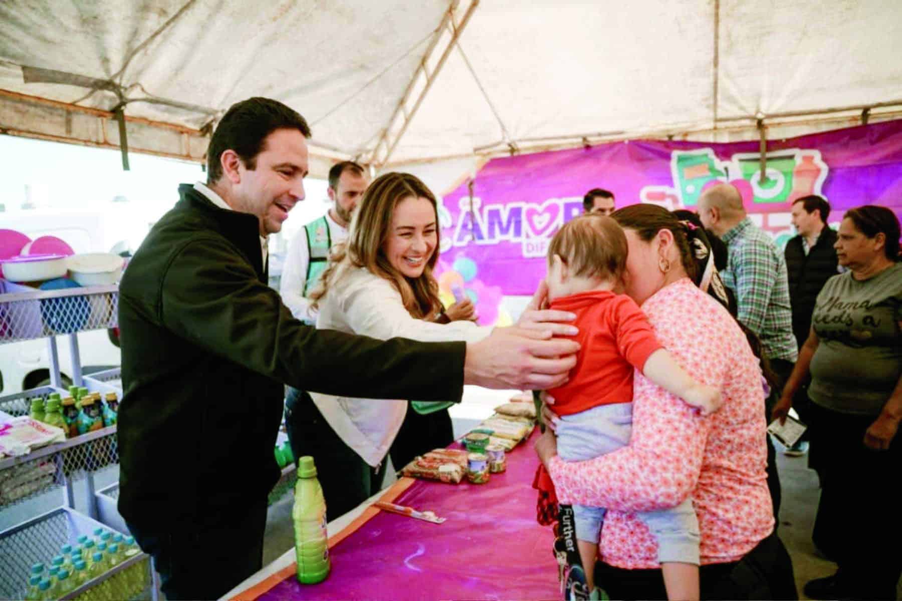 Brigada Amor en Movimiento y DIF benefician a vecinos de Colonia Ni&ntilde;os H&eacute;roes en Saltillo
