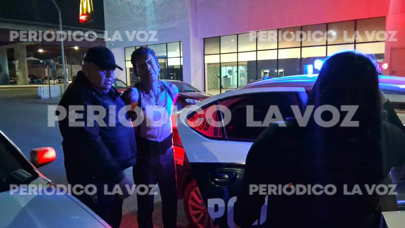 Detienen a hombre ebrio por disturbios en Cl&iacute;nica 7 de Monclova
