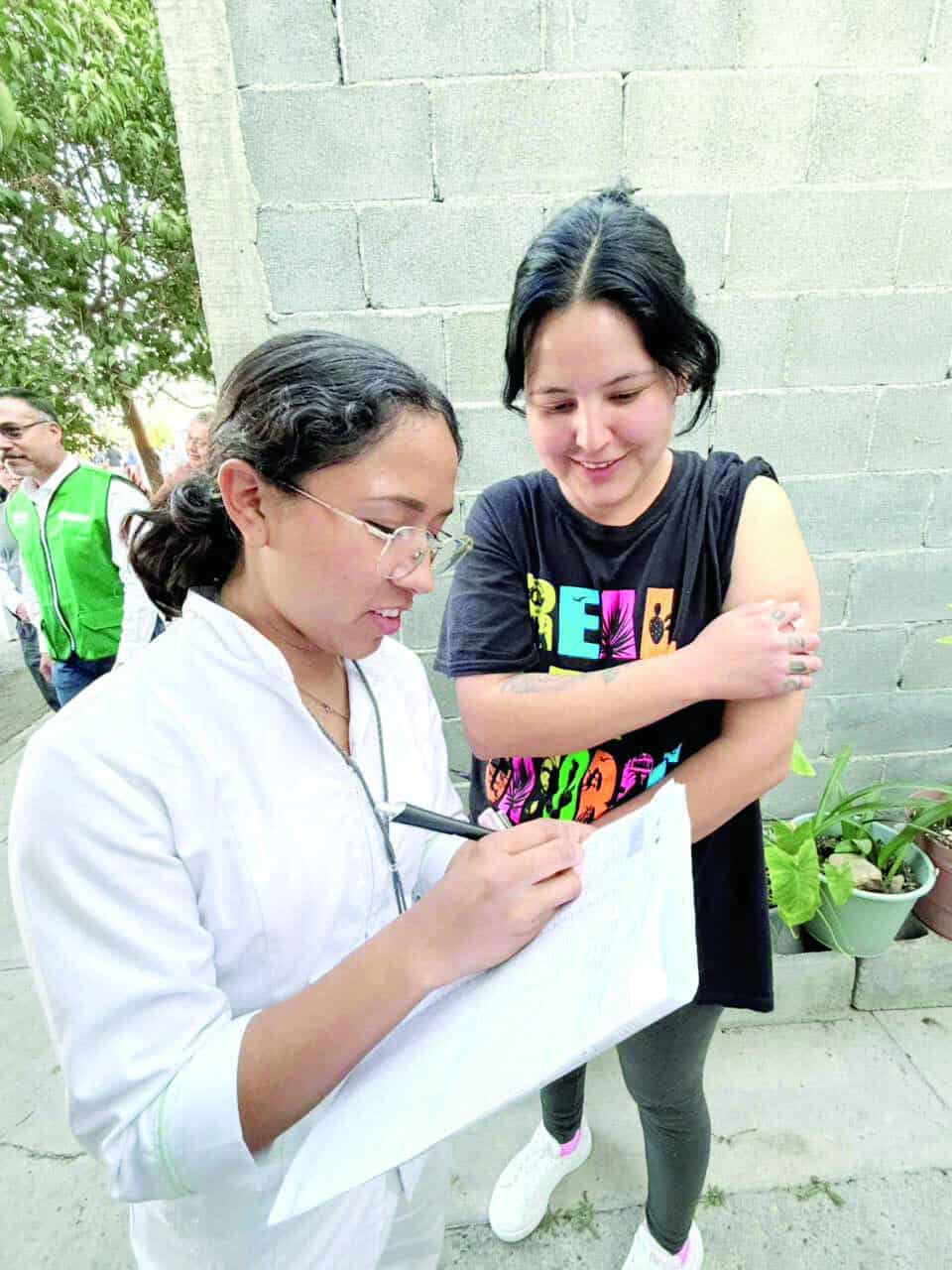 Vibra Sabinas en d&iacute;a del autom&oacute;vil cl&aacute;sico