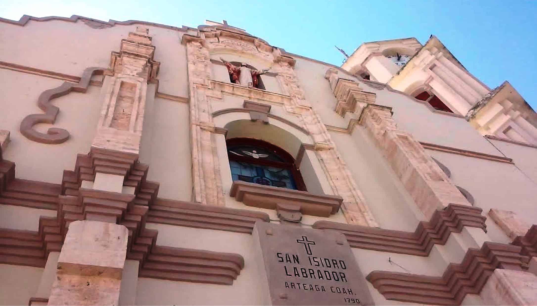 Inquietud en Arteaga por el destino de recursos de la fiesta patronal