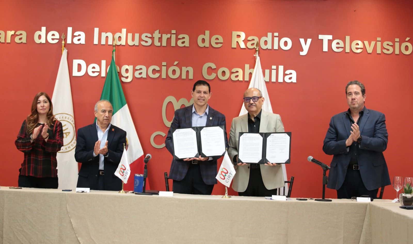 CIRT y UA de C firman convenio para pr&aacute;cticas profesionales en Coahuila