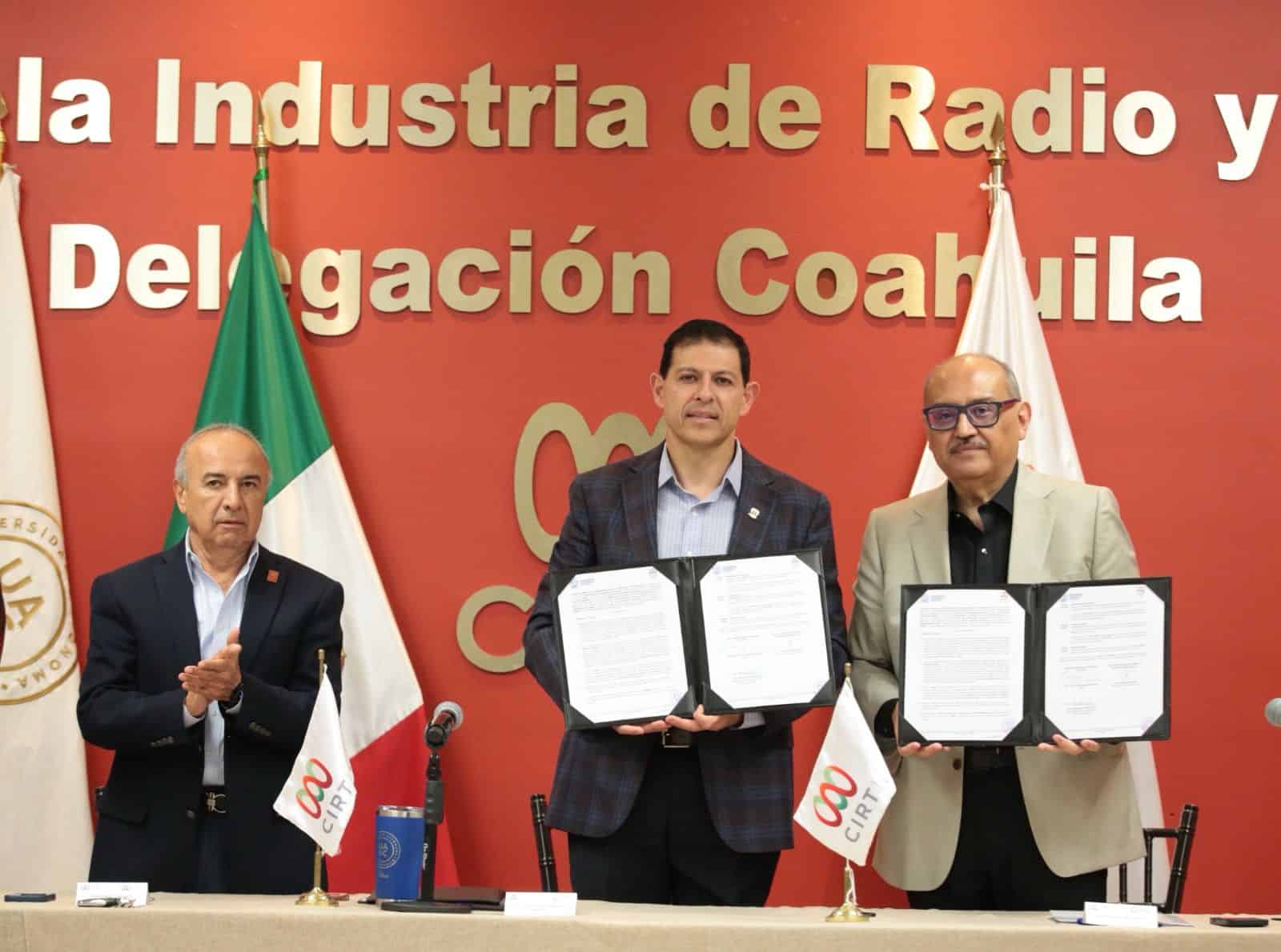 CIRT y UA de C firman convenio para pr&aacute;cticas profesionales en Coahuila