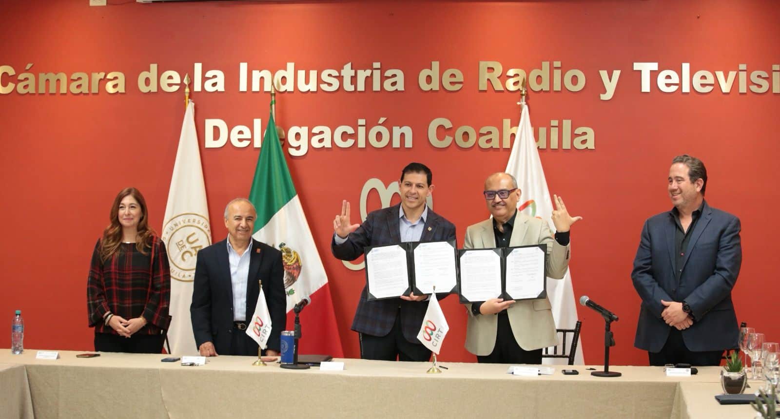 CIRT y UA de C firman convenio para pr&aacute;cticas profesionales en Coahuila