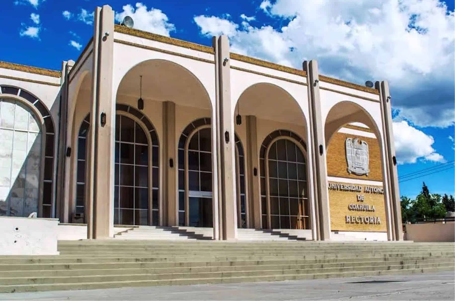 Universidad Aut&oacute;noma de Coahuila investiga a 50 docentes por doble plaza