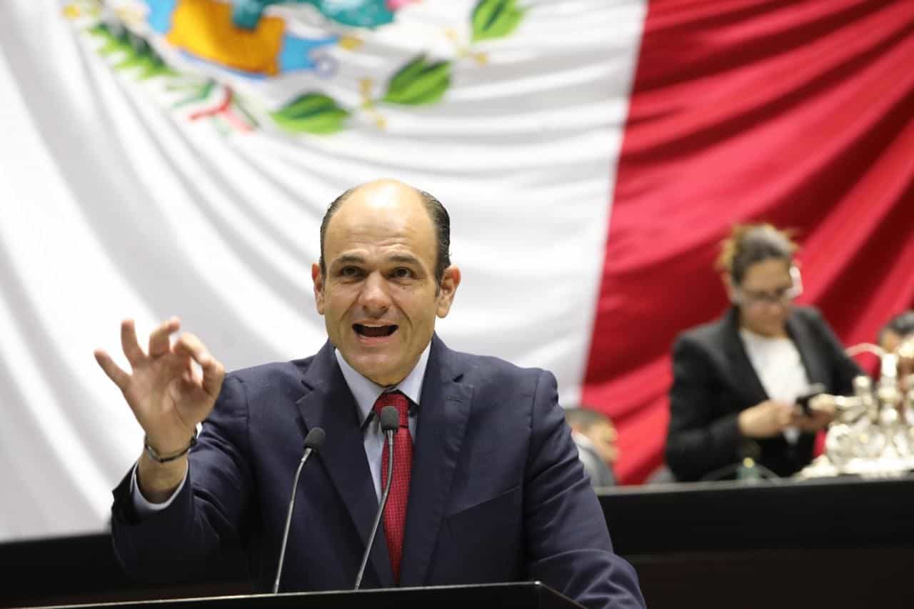 Jeric&oacute; Abramo Masso presenta iniciativa para regular publicidad de casinos