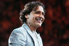 Nodal y sus padres sin representación legal en conflicto con Universal Music