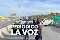 Se queda sin gasolina y provoca carambola