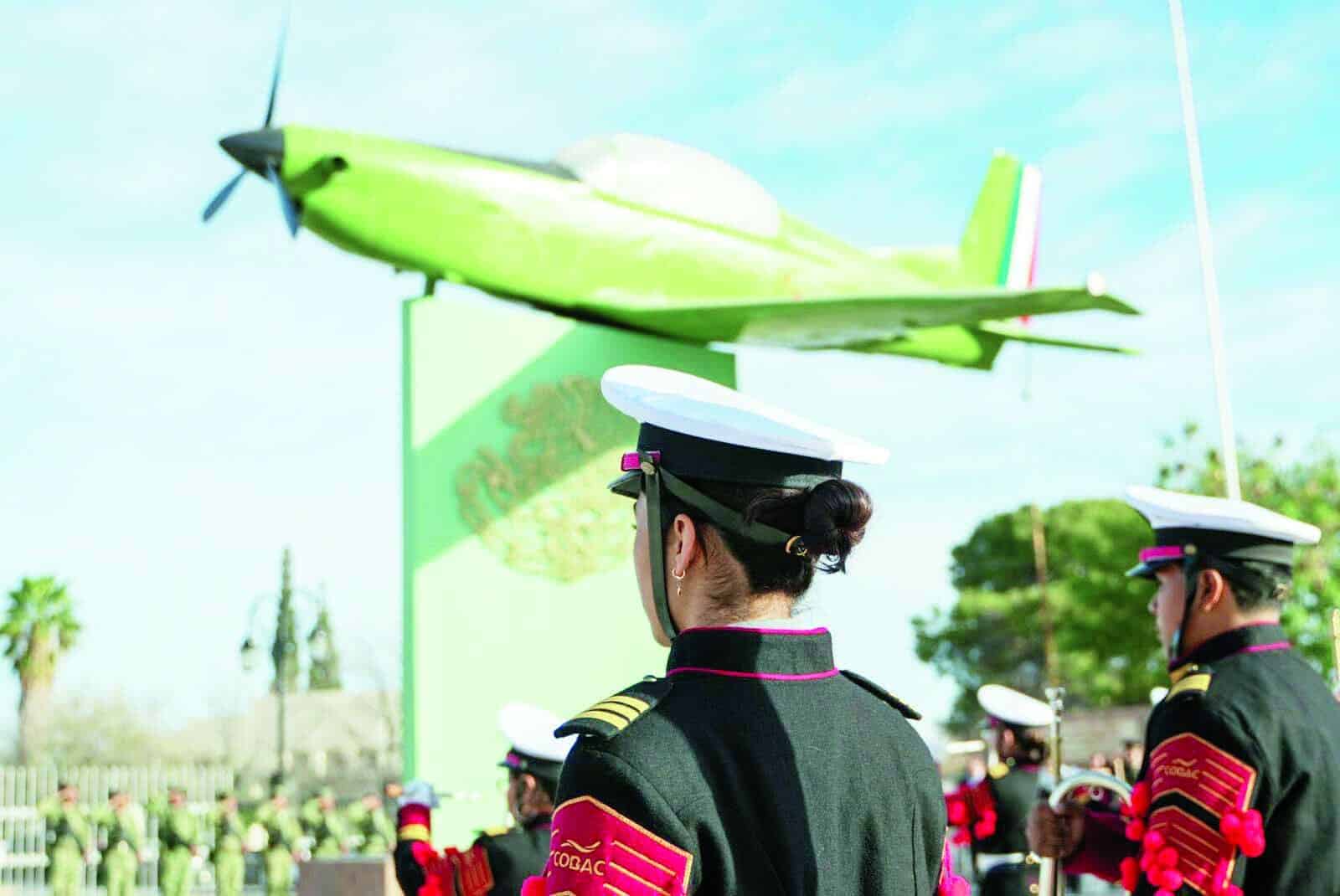 Gobierno Municipal de Monclova rinde homenaje a sus soldados