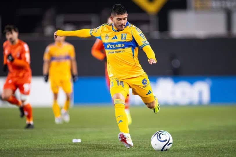 Jes&uacute;s Garza es convocado a la selecci&oacute;n mexicana para partido en Quer&eacute;taro