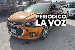 Mujer y dos menores sufren golpes tras choque en Monclova