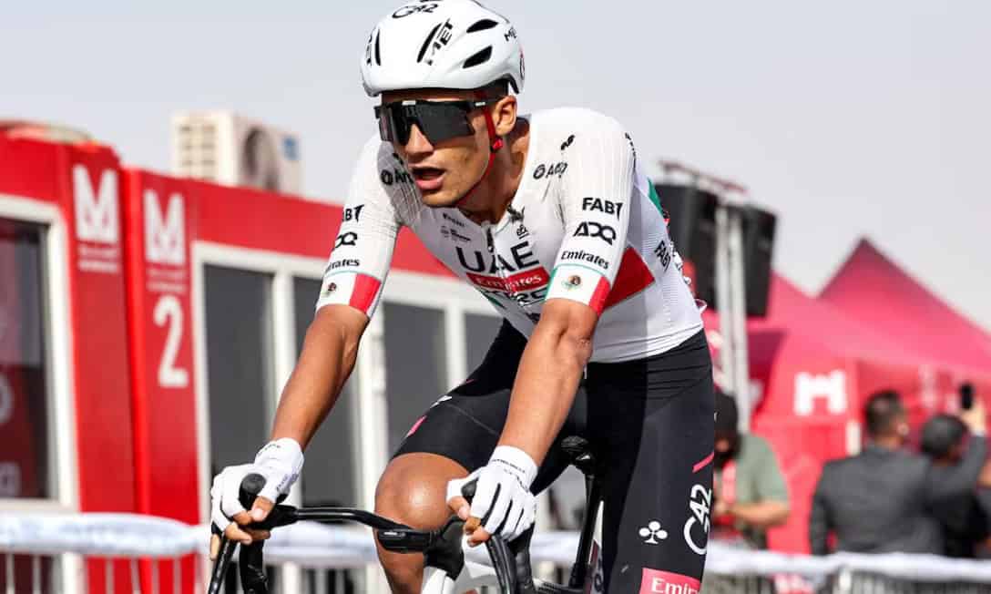 Jonathan Milan gana la quinta etapa del Tour UAE en Dubai