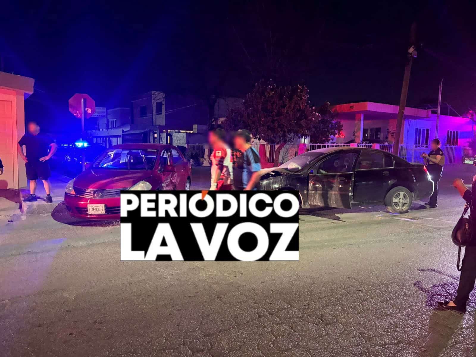 Choque en colonia Tecnol&oacute;gico deja da&ntilde;os cuantiosos en Monclova