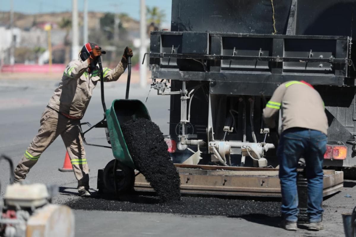 Trabajamos por mejores vialidades: Javier D&iacute;az