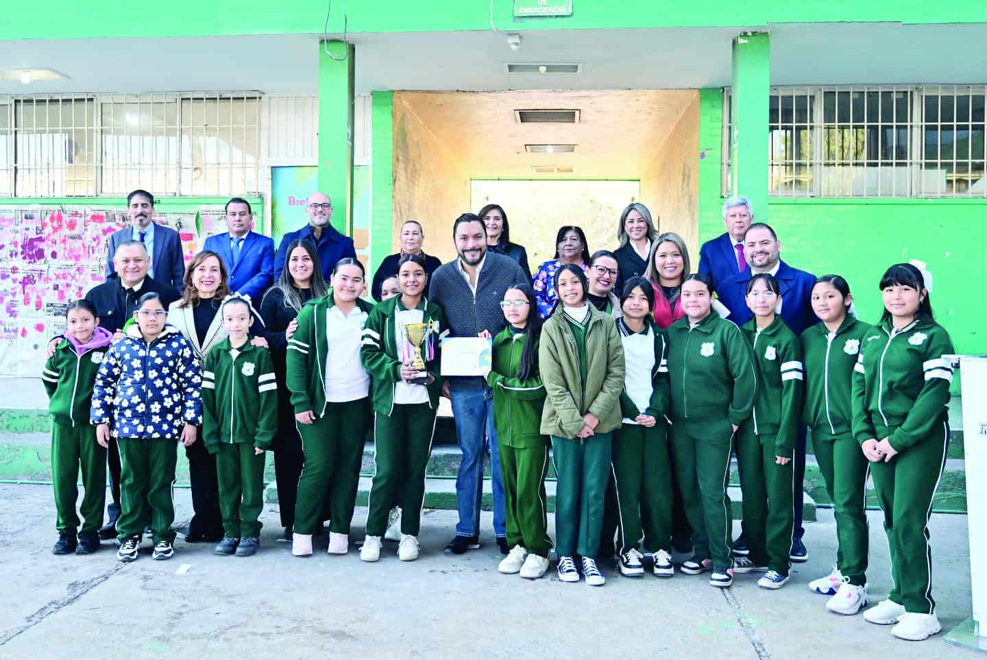 Premian a ganadores en la conmemoraci&oacute;n de Francisco I. Madero en Monclova