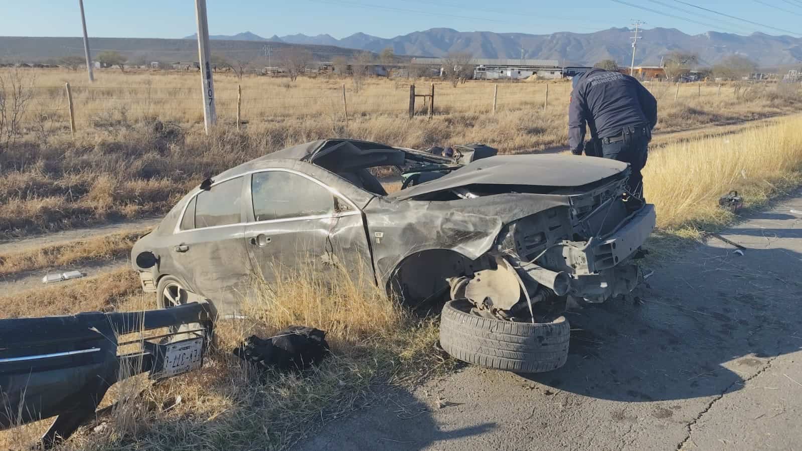 Mujer lesionada en M&uacute;zquiz tras volcar su veh&iacute;culo en carretera 20