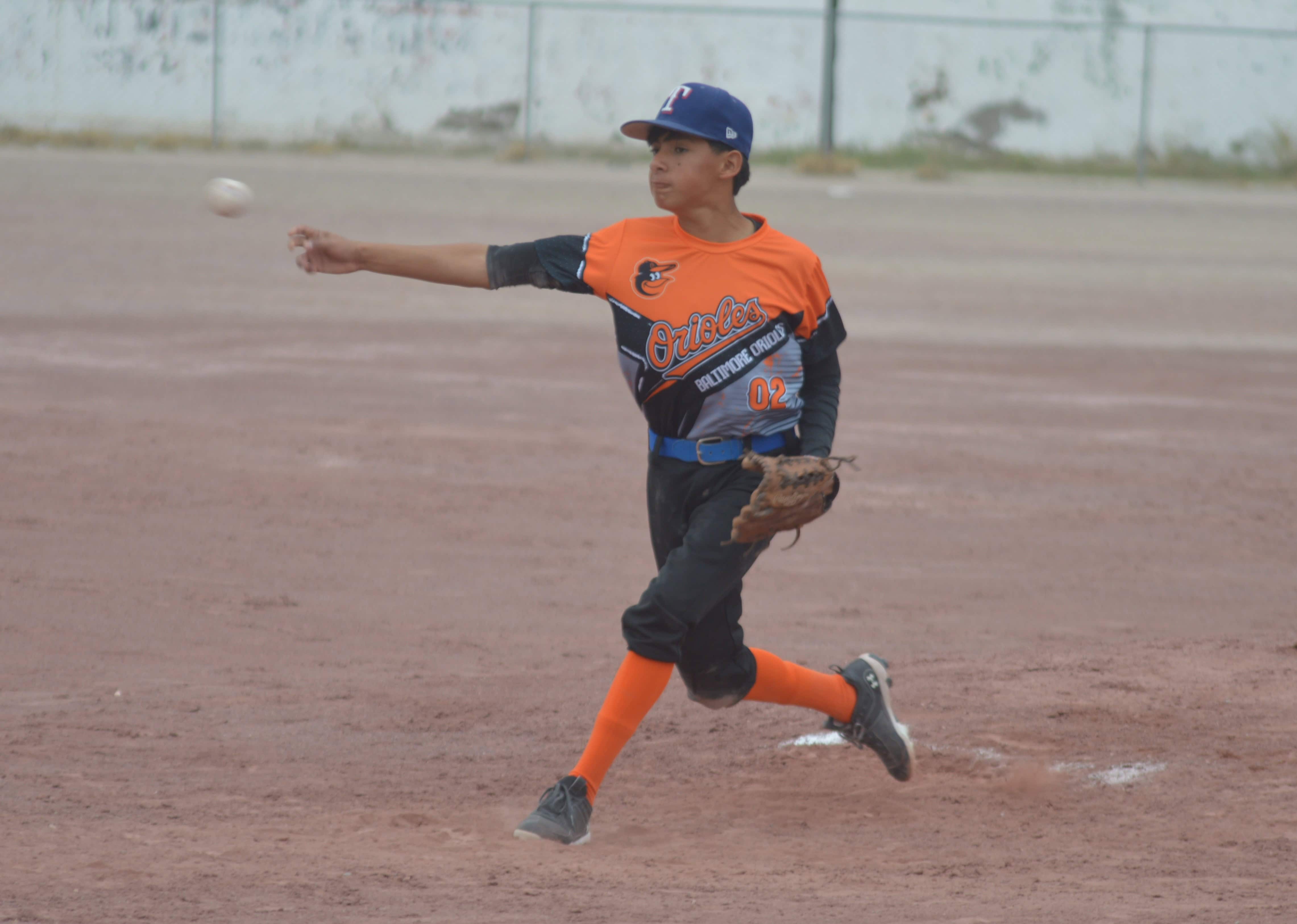 Orioles vencen a D-backs 7-6 en emocionante partido en Monclova