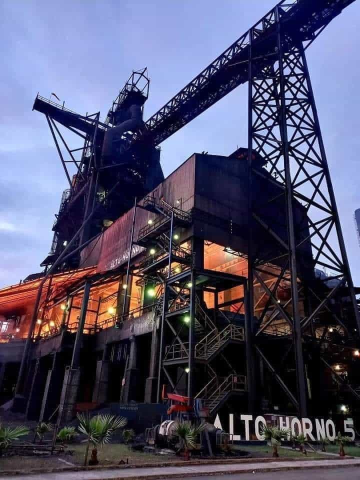 David Mart&iacute;nez lidera la subasta de AHMSA en Monclova para su recuperaci&oacute;n