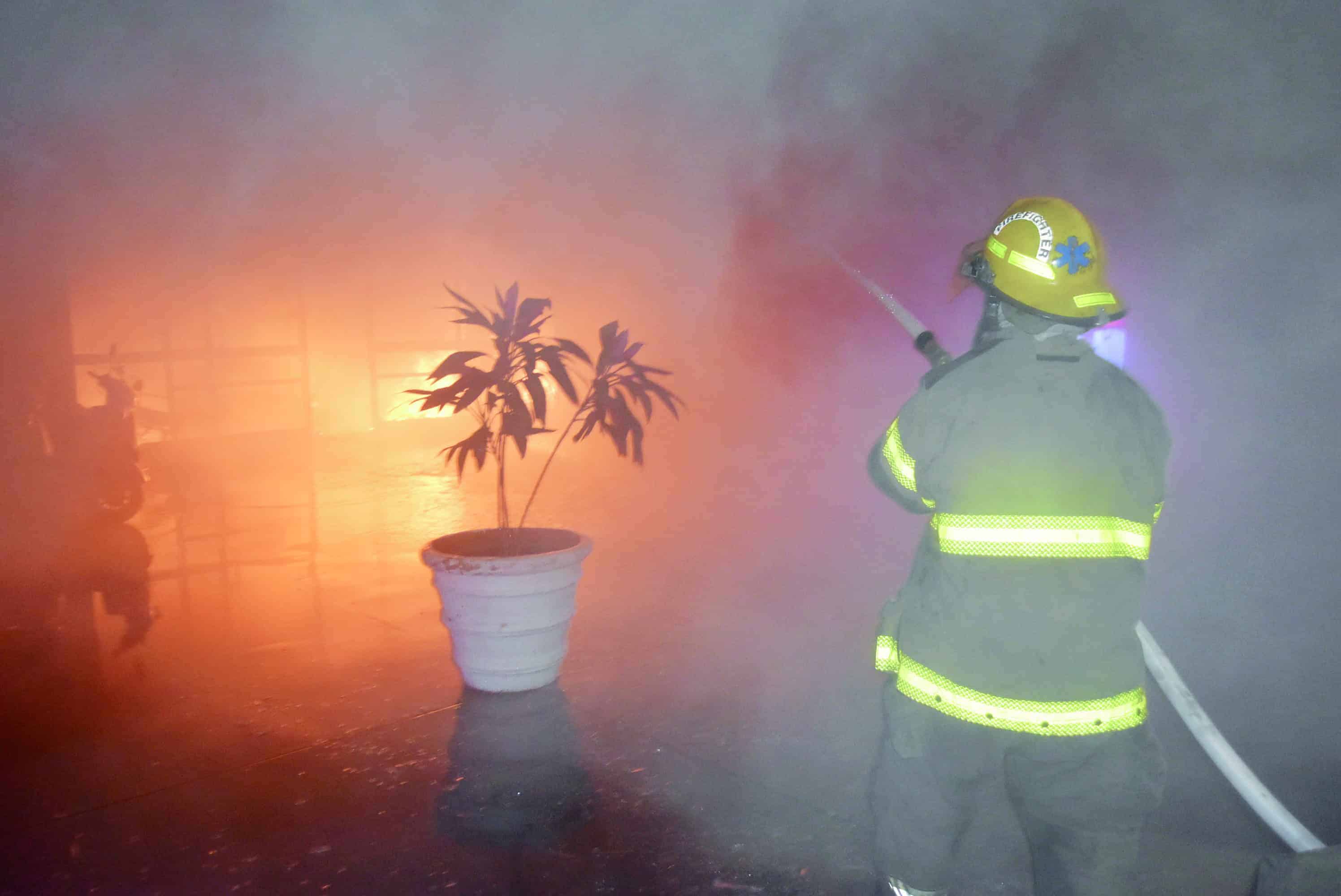 Avanza la reconstrucci&oacute;n de Bodega Aurrera en Frontera: Sara P&eacute;rez Cant&uacute;