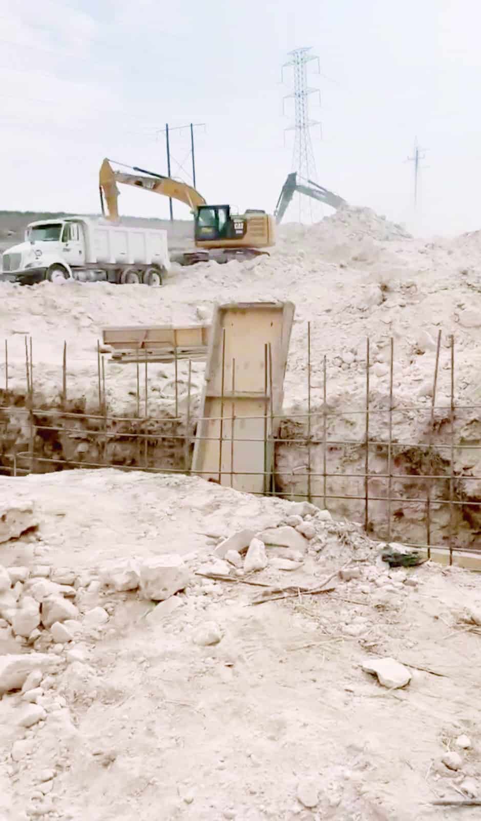 Vecinos de Eva S&aacute;mano expresan inconformidad por Viviendas del Bienestar