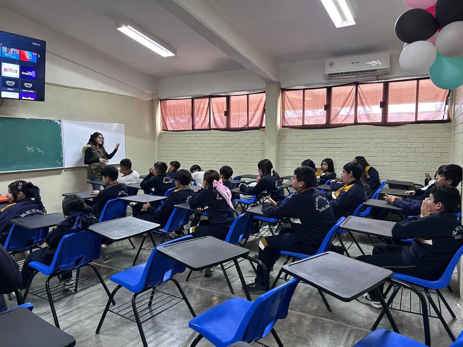 Concientizan a estudiantes sobre violencia digital en Secundaria T&eacute;cnica 90