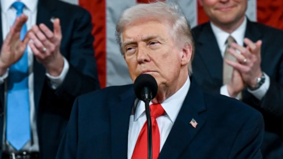 Gobierno de Estados Unidos deporta a 86 inmigrantes DACA