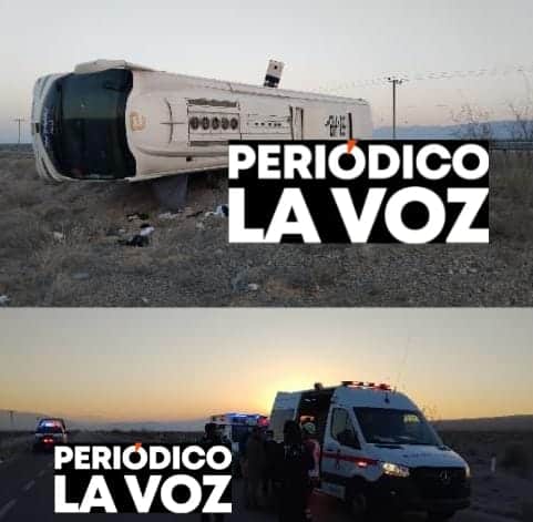 Vuelca autob&uacute;s en la carretera federal 30