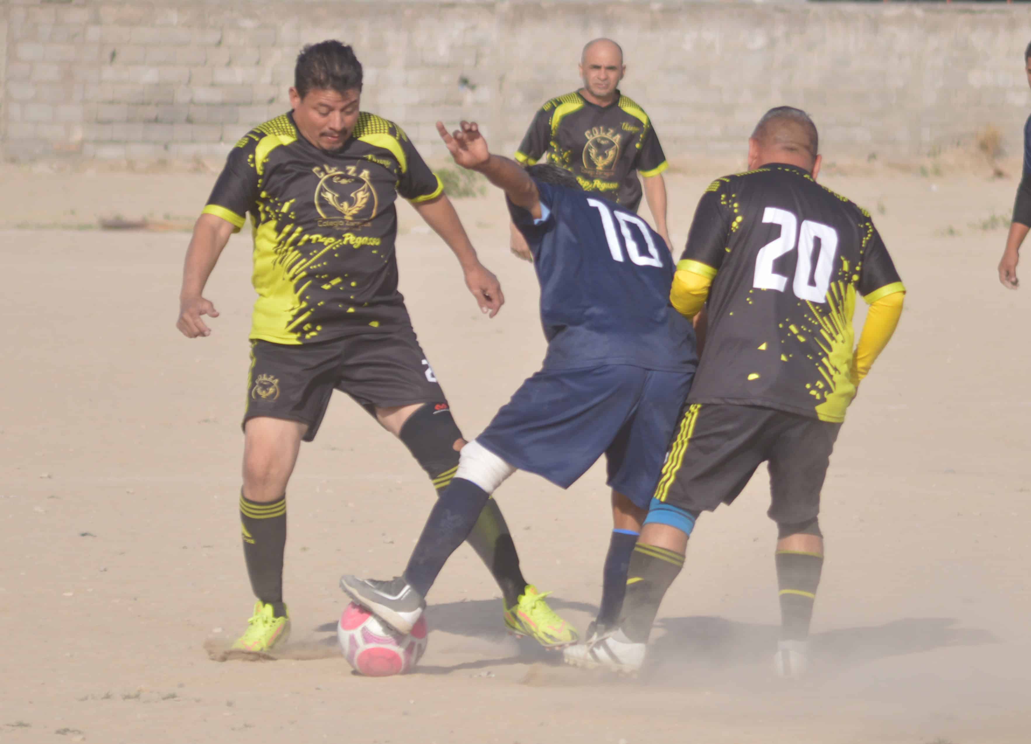 Palmeiras derrota a Cruz Azul San Buena: 4-2 en la Liga Mayor