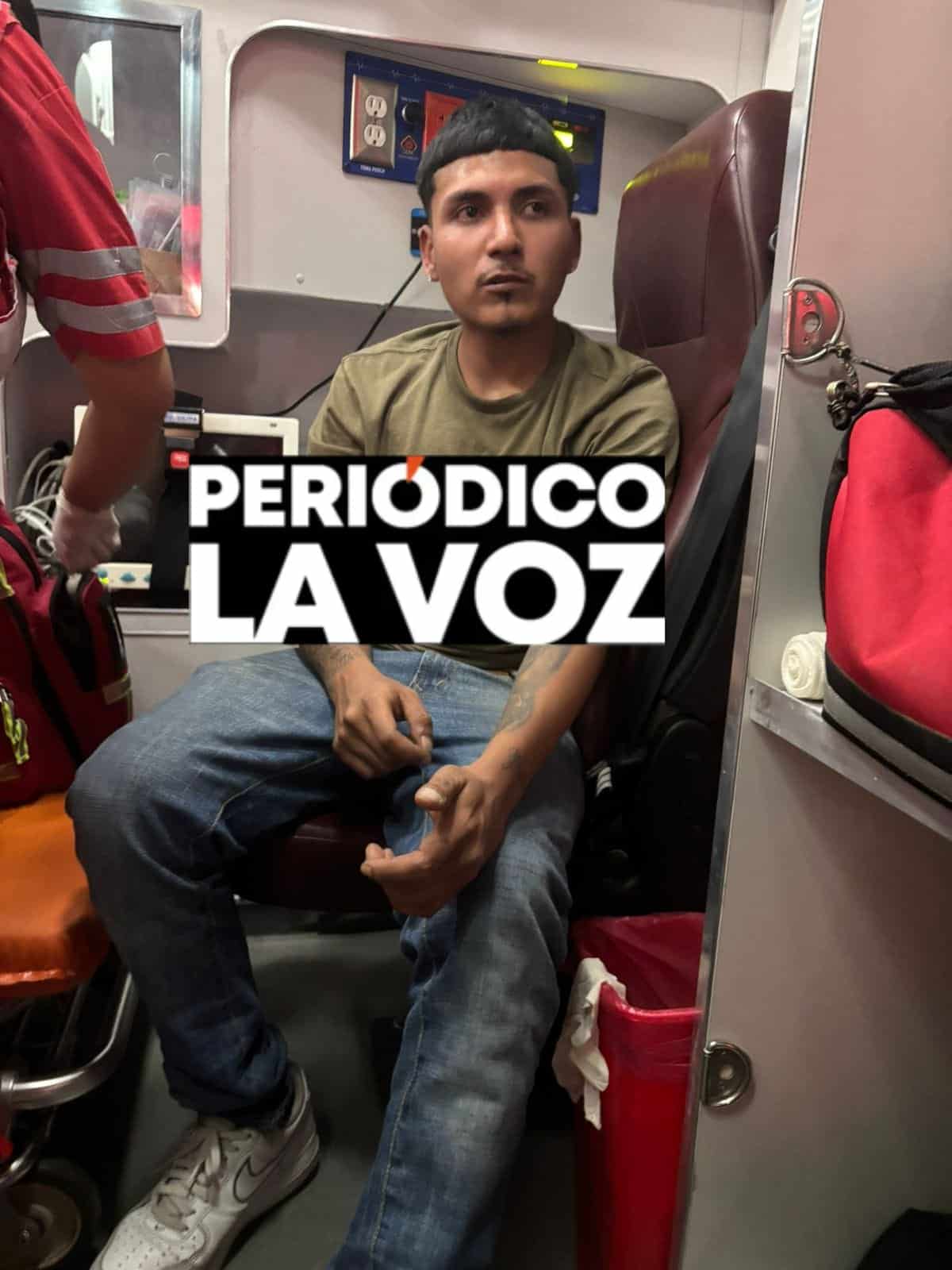 Le hacen el pelo a barbero... a domicilio