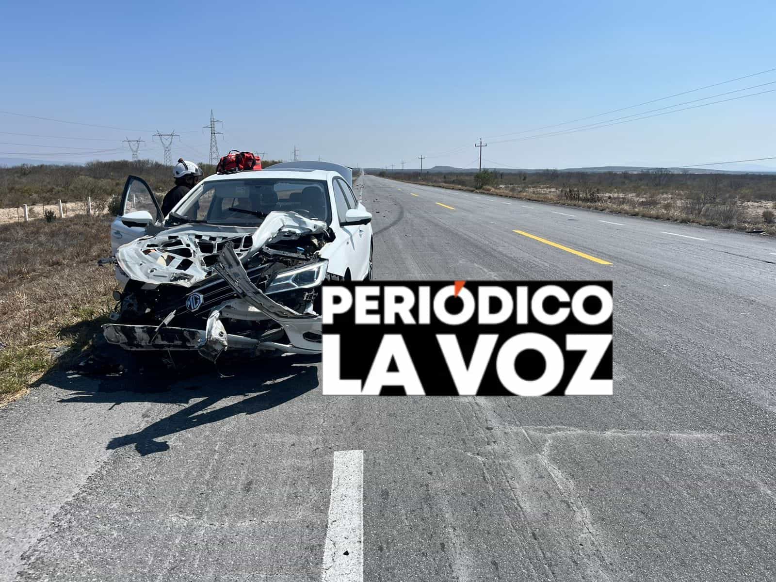 Tr&aacute;iler y autom&oacute;vil chocan en Monclova: Fidel Quiroz involucrado