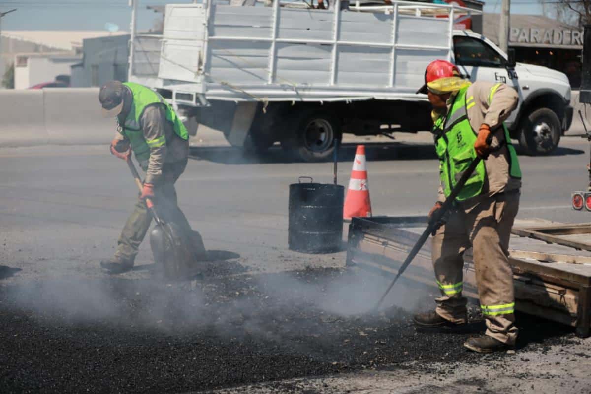 Contin&uacute;an las labores de reparaci&oacute;n de pavimento en Misi&oacute;n Cerritos