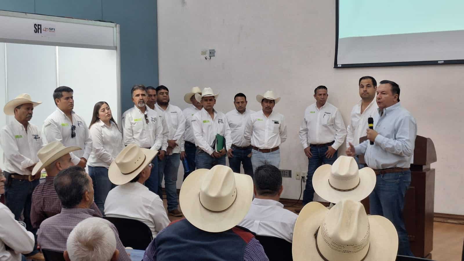 Inicia la Feria del Cr&eacute;dito Ganadero en Monclova