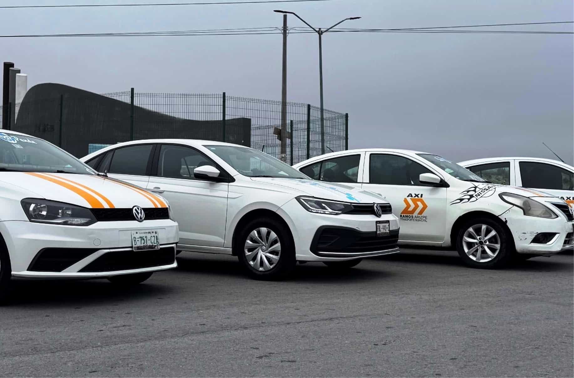 Habitantes de Ramos Arizpe protestan por tarifas excesivas en taxis