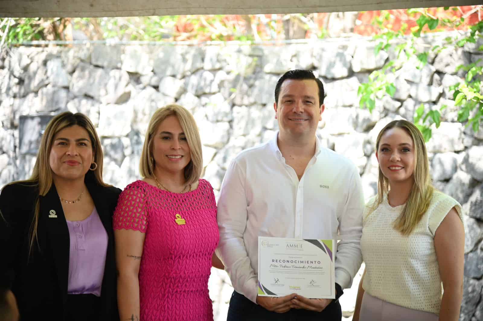 Fiscal&iacute;a General y AMMJE Monclova fortalecen la seguridad de mujeres emprendedoras