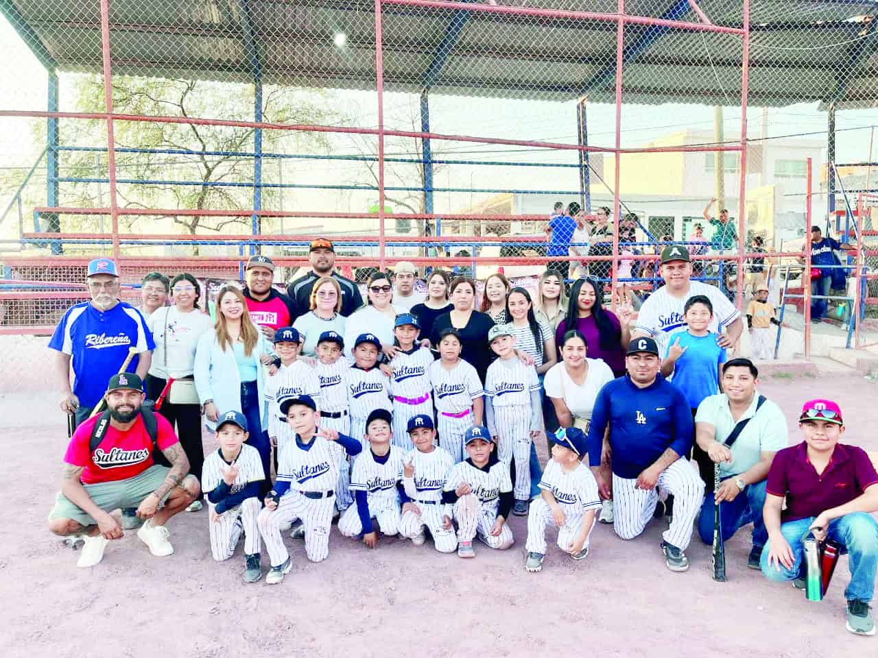 Diablos A asegura victoria sobre Sultanes: Santi Ch&aacute;vez brilla en el juego