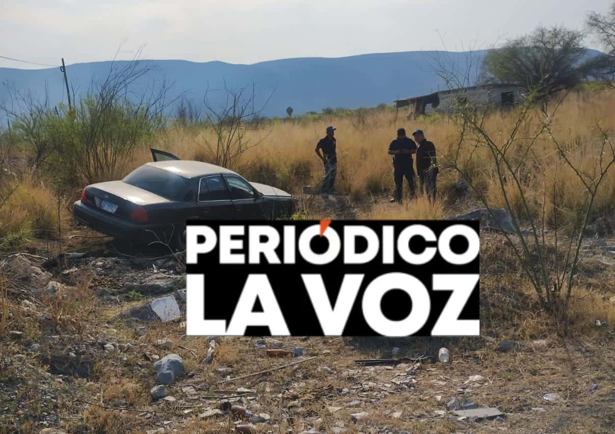 Pareja de adultos mayores sufre salida de camino en carretera federal 30