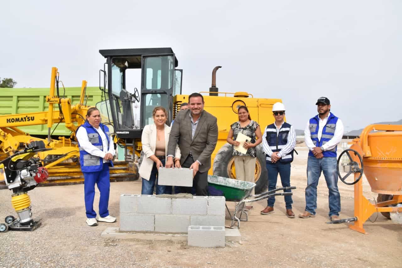 DIF Municipal Cuatro Ci&eacute;negas impulsa construcci&oacute;n de viviendas