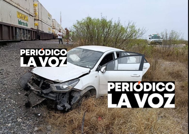 Por querer ganarle el paso    Se lo lleva el tren