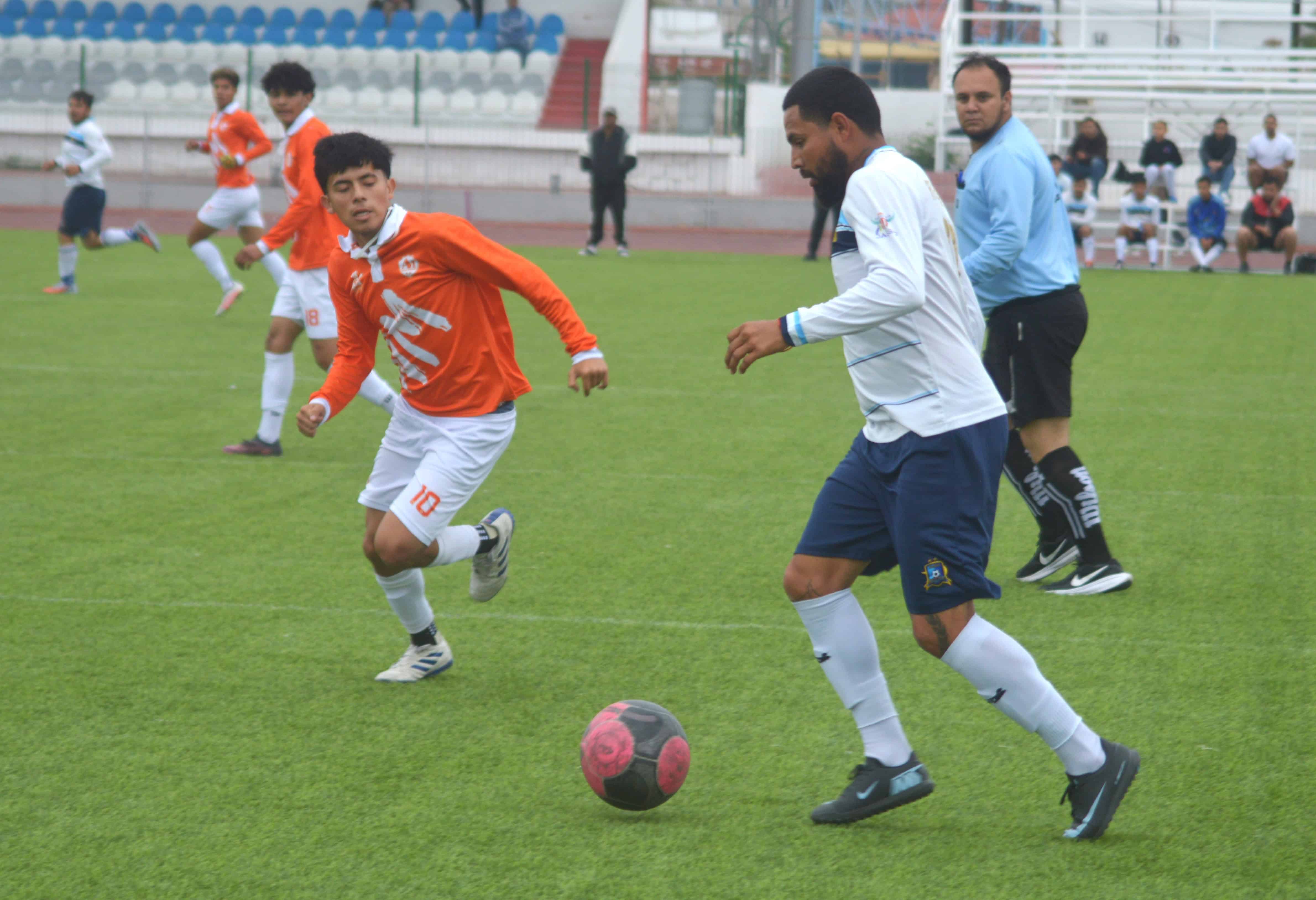 Atl&eacute;tico Oriente golea 4-1 a Notar&iacute;a Maldonado en la Premier Plus