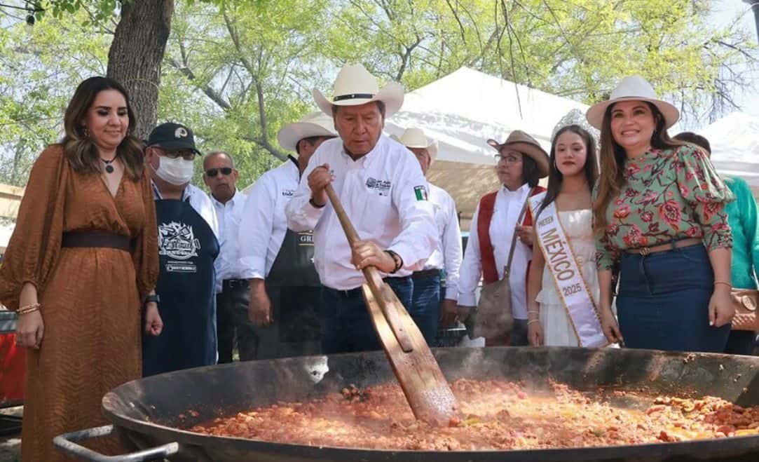 Oscar R&iacute;os Ram&iacute;rez anuncia el Cazuelazo 2026 en San Juan de Sabinas