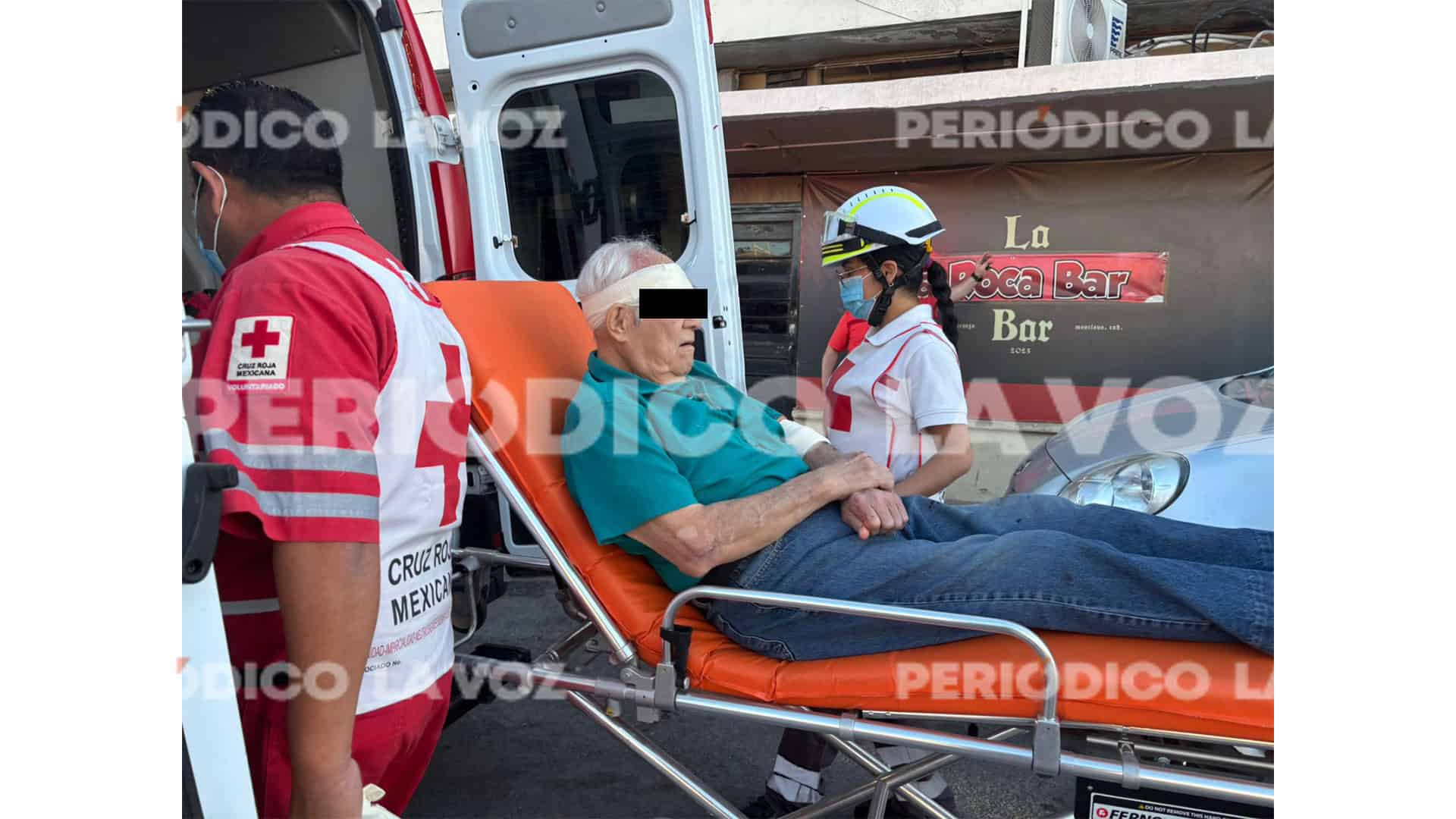 Adulto mayor sufre ca&iacute;da en Monclova