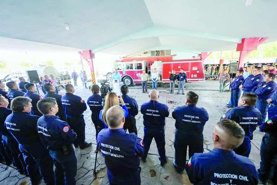 Pedro Alvarado abre inscripci&oacute;n para Academia de Bomberos en Monclova