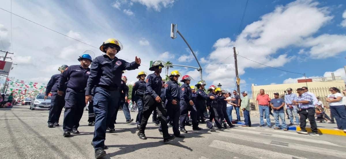 Carlos Villarreal convoca a nuevos bomberos en Monclova