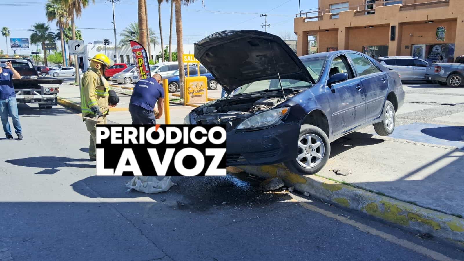 Accidente de adulto mayor en Plaza Santa Fe de Monclova